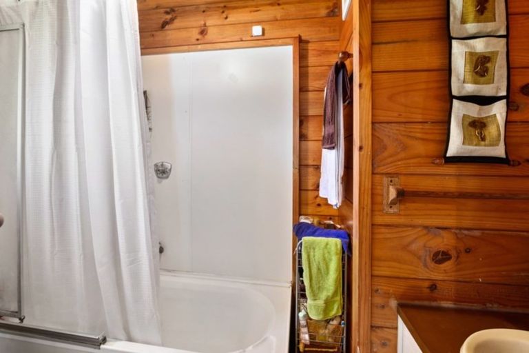 Photo of property in 38 Balwyn Avenue, Tihiotonga, Rotorua, 3015