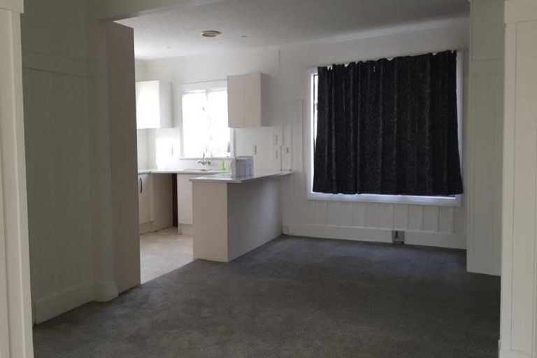 Photo of property in 1/170 Main North Road, Redwood, Christchurch, 8051