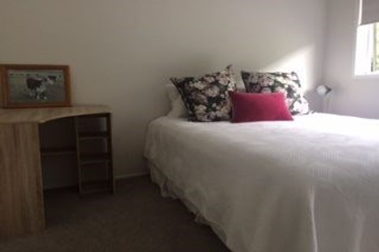 Photo of property in 2/13 Kiri Place, Mairangi Bay, Auckland, 0630