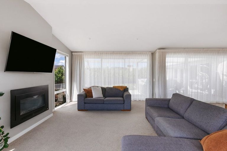 Photo of property in 19 Stingray Drive, Omokoroa, 3114