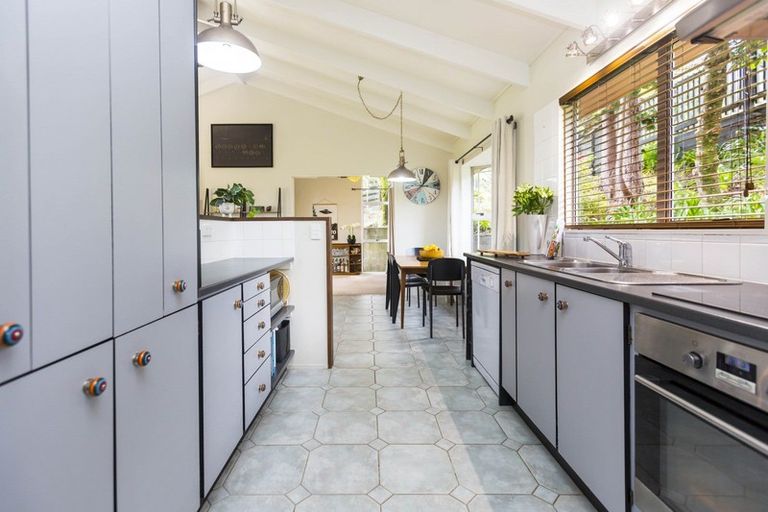 Photo of property in 41 Sunnyview Drive, Brown Owl, Upper Hutt, 5018