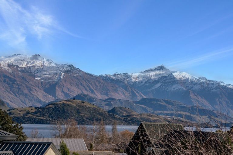 Photo of property in 4 Cherry Court, Wanaka, 9305