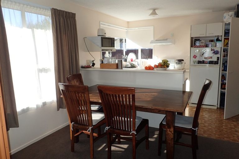 Photo of property in 2/10 Leslie Street, Upper Riccarton, Christchurch, 8041