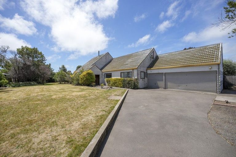 Photo of property in 49b Inwoods Road, Parklands, Christchurch, 8083