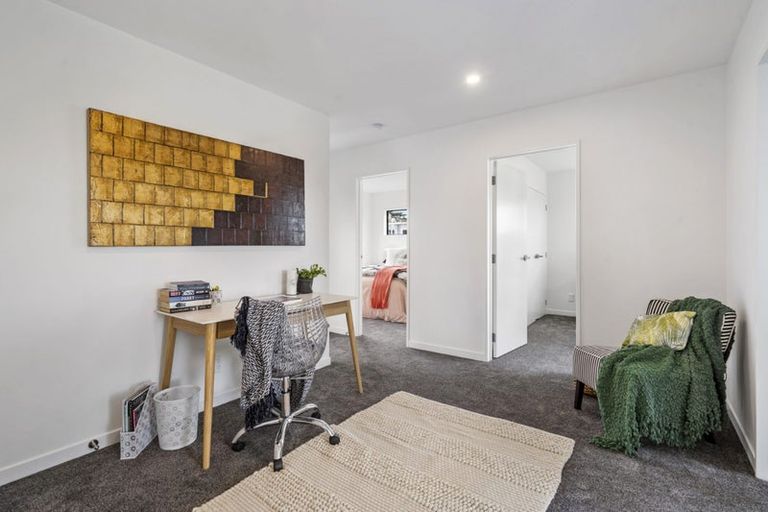 Photo of property in 24c Killarney Avenue, Torbay, Auckland, 0630