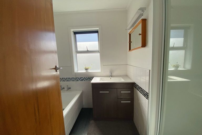 Photo of property in 143 Galloway Street, Hamilton East, Hamilton, 3216