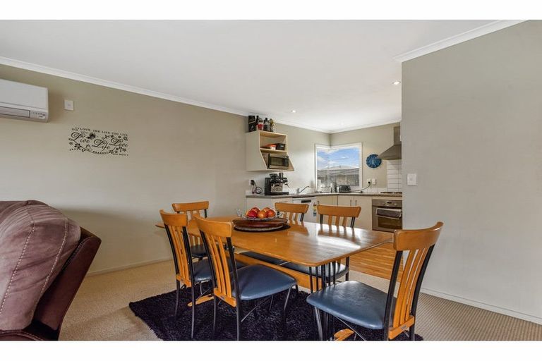 Photo of property in 41/64 Kawaha Point Road, Kawaha Point, Rotorua, 3010