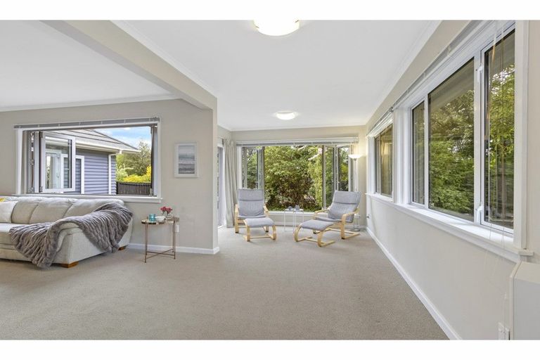 Photo of property in 36 Centaurus Road, Cashmere, Christchurch, 8022