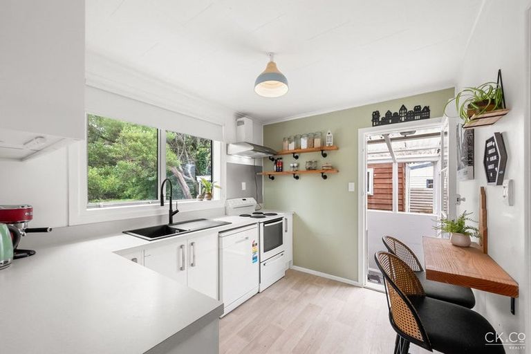 Photo of property in 4/12 Poplar Grove, Ebdentown, Upper Hutt, 5018