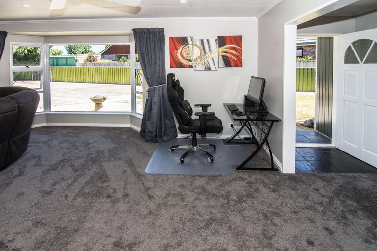 Photo of property in 8a Tararua Street, Masterton, 5810