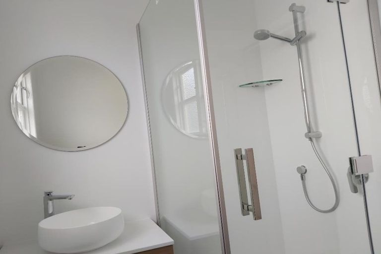 Photo of property in 31 Sidlaw Street, Strathmore Park, Wellington, 6022