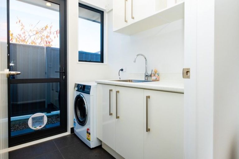 Photo of property in 130 Brookvale Road, Havelock North, 4130