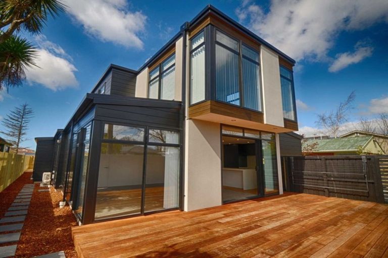 Photo of property in 1/66 Bishop Street, St Albans, Christchurch, 8014