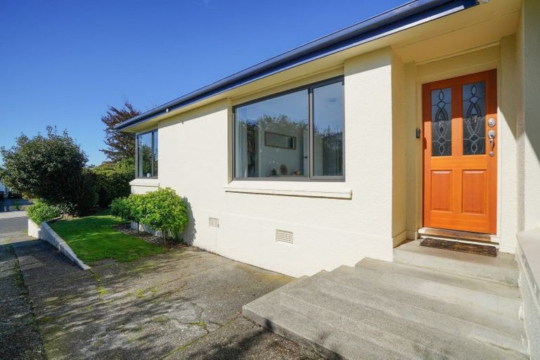 Photo of property in 28 Kowhai Avenue, Hargest, Invercargill, 9810