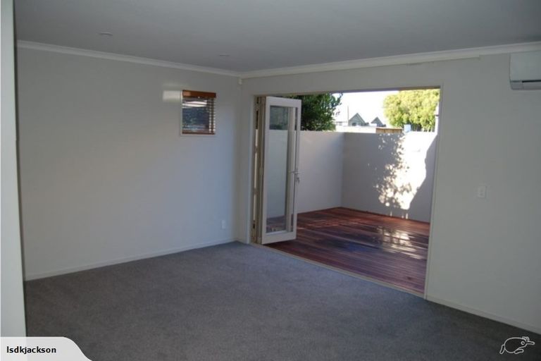 Photo of property in 490b Manchester Street, St Albans, Christchurch, 8014