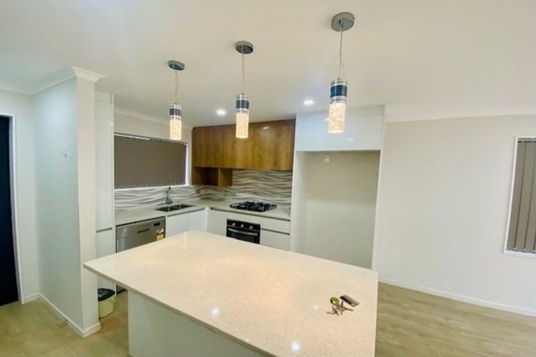 Photo of property in 5 Orion Street, Papakura, 2110