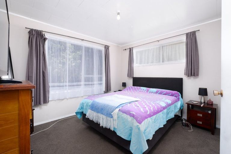 Photo of property in 22 Boundary Road, Clover Park, Auckland, 2019