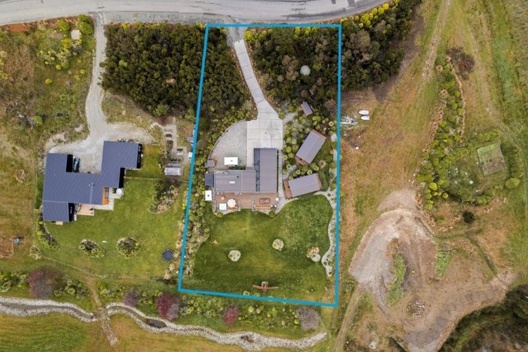 Photo of property in 46 Tui Drive, Mount Creighton, Queenstown, 9371