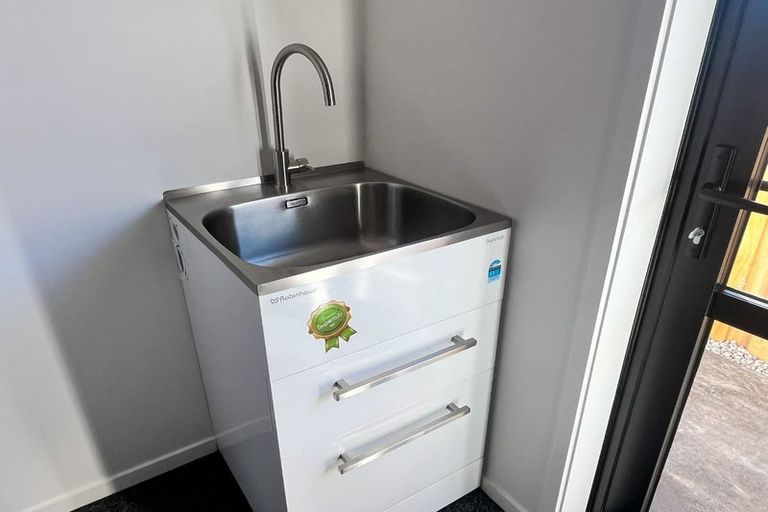 Photo of property in 25 Finn Avenue, Rolleston, 7615