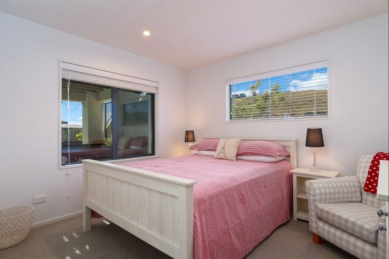 Photo of property in 1 Crown Terrace, Britannia Heights, Nelson, 7010