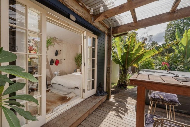 Photo of property in 8 Laycock Road, Tairua, 3508