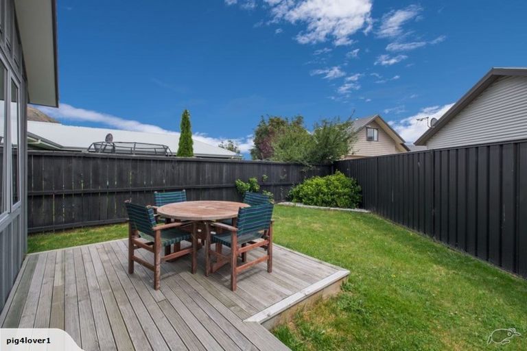 Photo of property in 9 Acheron Place, Lake Hayes, Queenstown, 9304