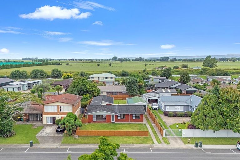 Photo of property in 61 College Road, Edgecumbe, 3120