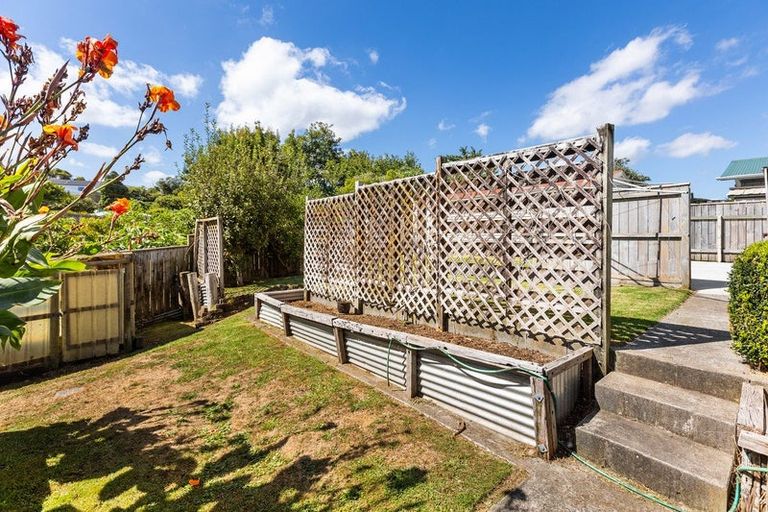 Photo of property in 9 Regent Place, Blagdon, New Plymouth, 4310