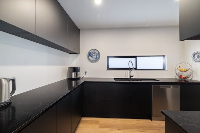 Photo of property in 40 Cameo Grove, Marshland, Christchurch, 8083