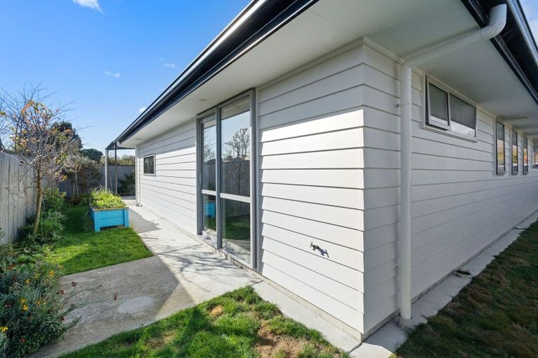 Photo of property in 95 Bartholomew Road, Levin, 5510