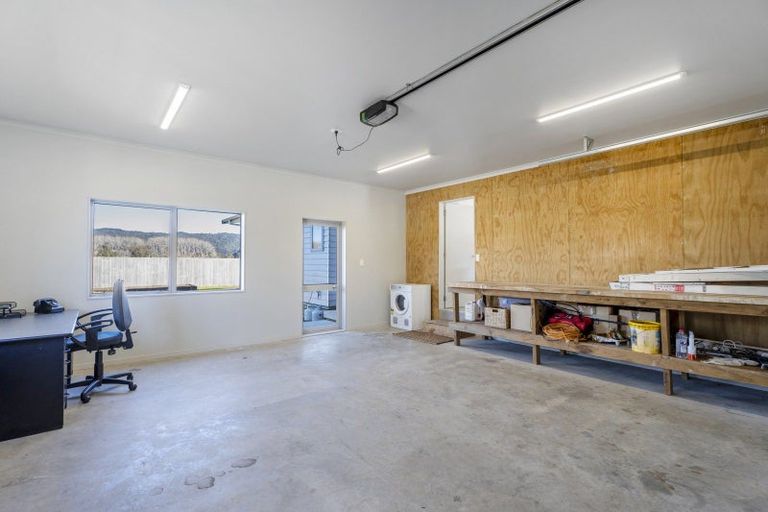 Photo of property in 42 Alf Simpson Drive, Whitianga, 3510