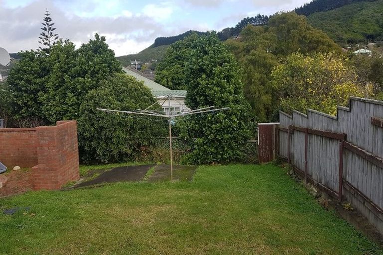 Photo of property in 12 Olivia Crescent, Tawa, Wellington, 5028