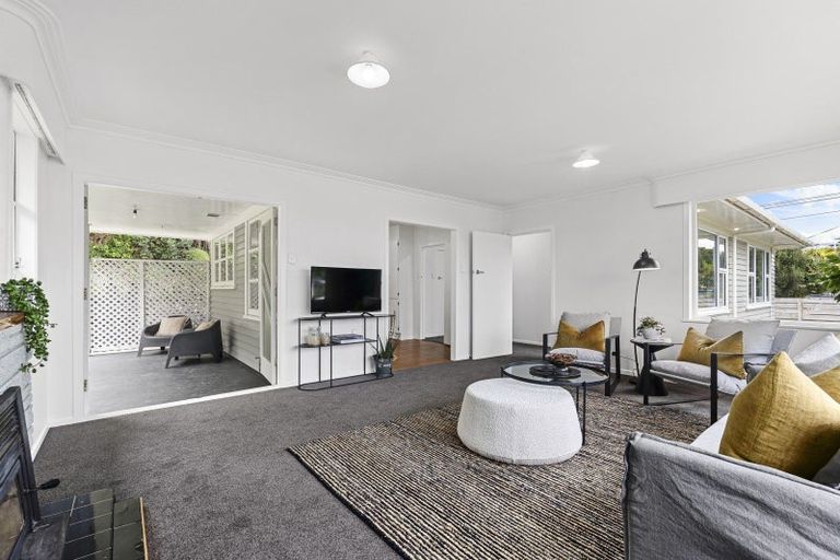 Photo of property in 388 Saint Aubyn Street, Moturoa, New Plymouth, 4310