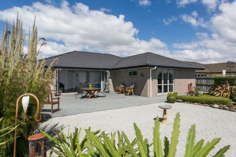 Photo of property in 11 Waitaha Place, Clive, 4102