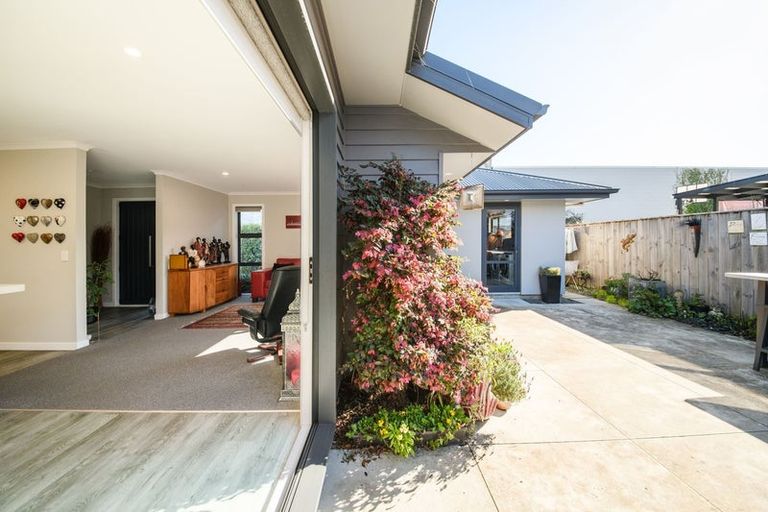 Photo of property in 9b North Street, Palmerston North, 4410