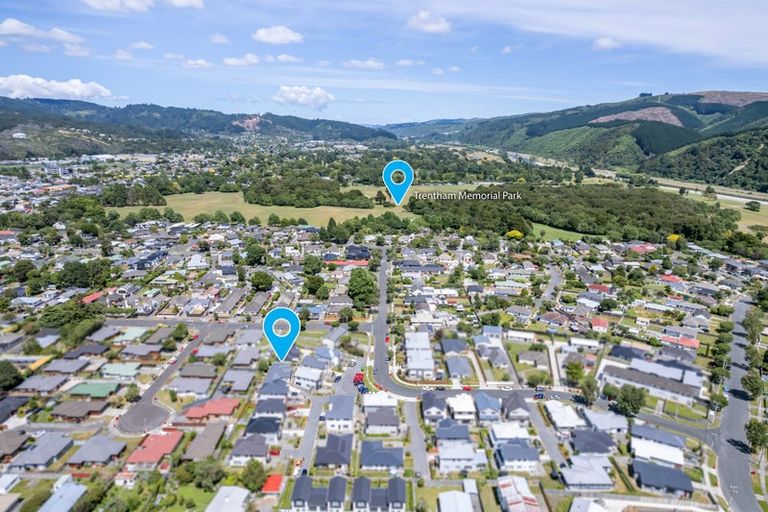 Photo of property in 2 Climie Way, Trentham, Upper Hutt, 5018