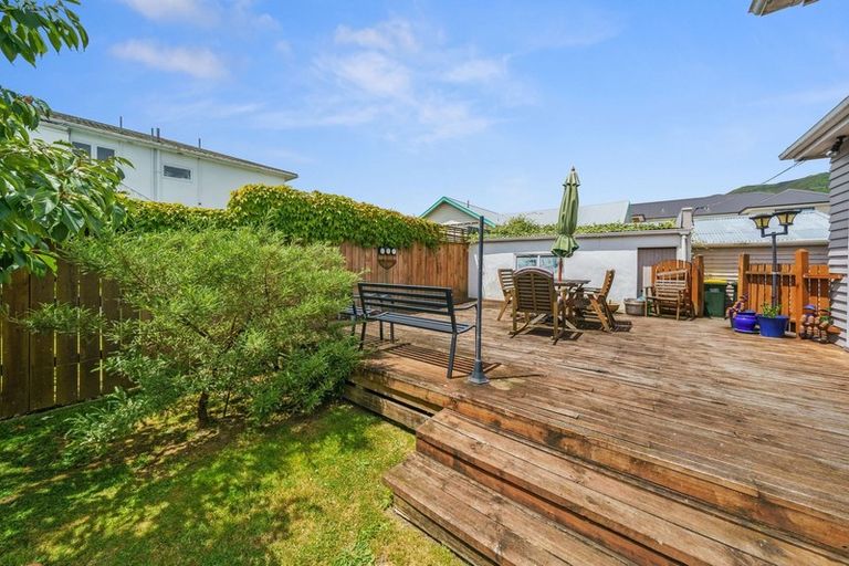 Photo of property in 11a Meadows Avenue, Waiwhetu, Lower Hutt, 5010