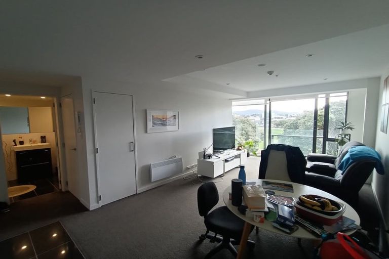 Photo of property in Nouvo Apartments, 4c/21 Rugby Street, Mount Cook, Wellington, 6021