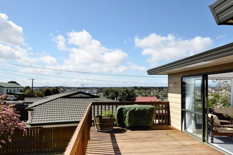 Photo of property in 58b Don Buck Road, Massey, Auckland, 0614