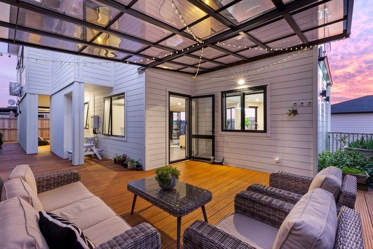 Photo of property in 18 Gyle Place, Pyes Pa, Tauranga, 3112