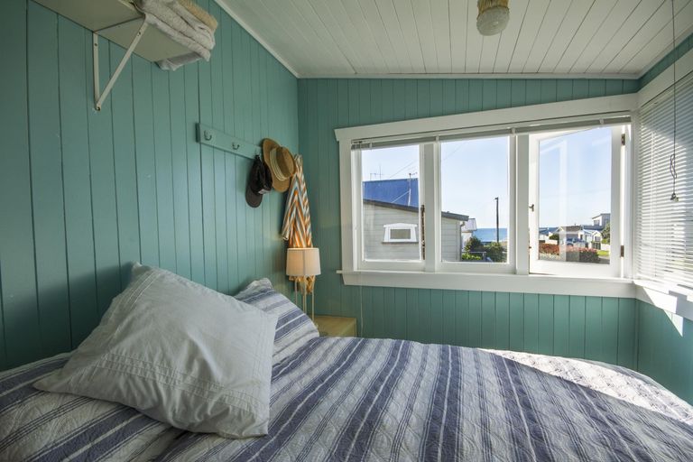 Photo of property in 6 Pacific Road, Waihi Beach, 3611