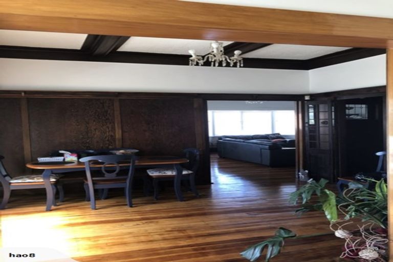 Photo of property in 28 Thackeray Street, Hamilton Lake, Hamilton, 3204