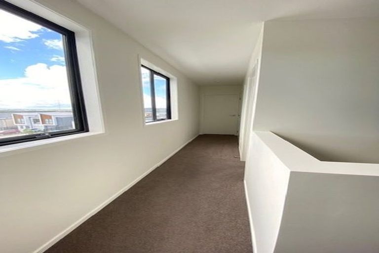 Photo of property in 15 Canna Street, Totara Park, Auckland, 2019
