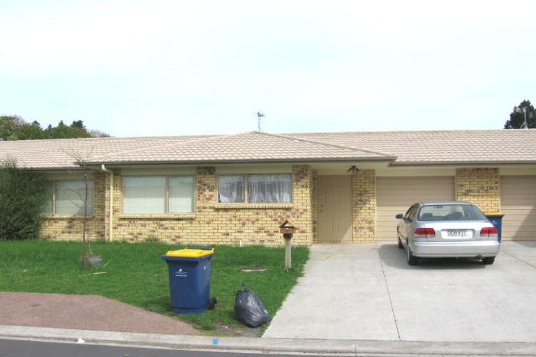 Photo of property in 28 Carlas Way, Ranui, Auckland, 0612