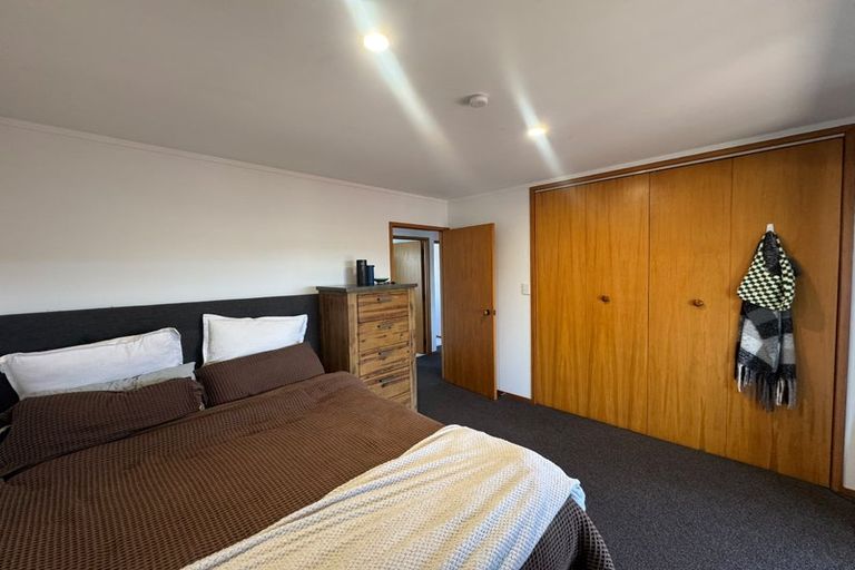 Photo of property in 2/21 White Heron Drive, Massey, Auckland, 0614