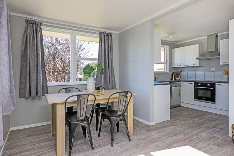 Photo of property in 9 Burton Place, Flaxmere, Hastings, 4120