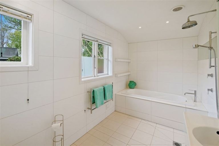 Photo of property in 173a Springfield Road, St Albans, Christchurch, 8014