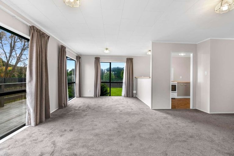 Photo of property in 1 Mansfield Road, Owhata, Rotorua, 3010