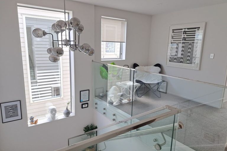 Photo of property in 2 Blackbird Lane, Hobsonville, Auckland, 0616