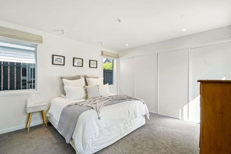 Photo of property in 24 Motuora Road, Manly, Whangaparaoa, 0930